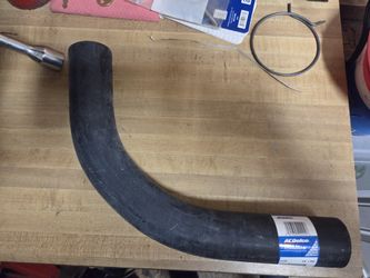 1960 Cadillac New Lower Radiator Hose