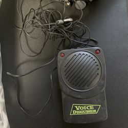 HALLOWEEN SPIRITS VOICE DISGUISER WITH CLIP