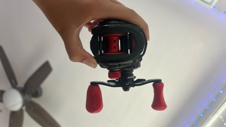 Abu Garcia Bait Caster Fishing Reel