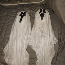 Halloween Decorating Ghost