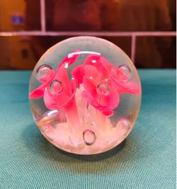 Beautiful vintage Joe St. Clair pink and white floral Handblown paperweight