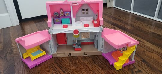 Fisher Price Doll House