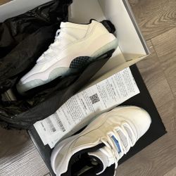 Jordan 11