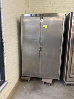 Universal Coolers Model RW-48 Remote Reach-In Commercial Refrigerator