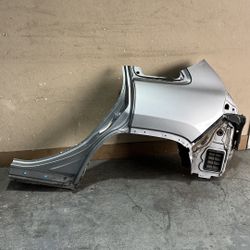 (41) 14-18 Jeep Cherokee Left Quarter Panel 2014 2015 2016 2017 2018