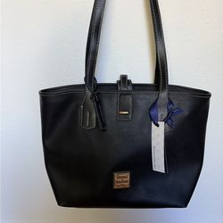 Dooney & Bourke XL Laptop/Shoulder Tote