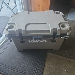 Igloo - IMX 70 Quart Cooler 