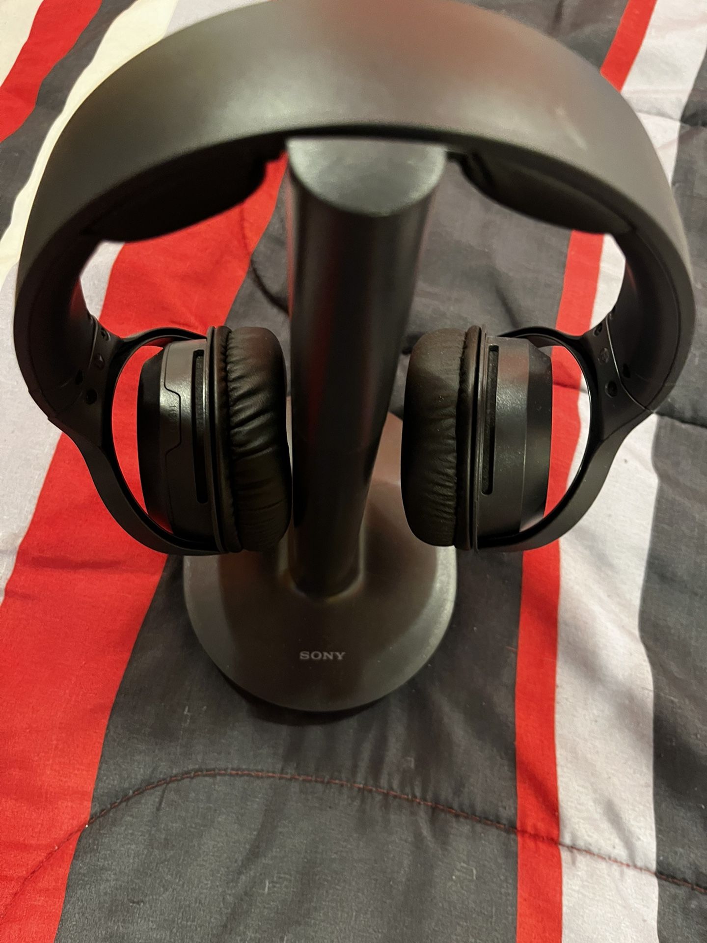 Sony Headphones With Charging Stand