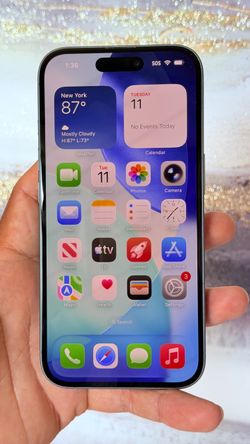 Unlocked Apple iPhone 16 512GB Teal.