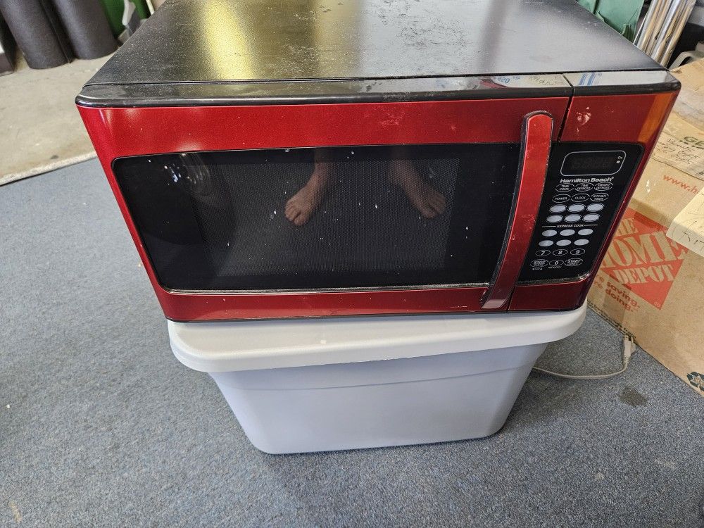 Hamilton Beach Microwave