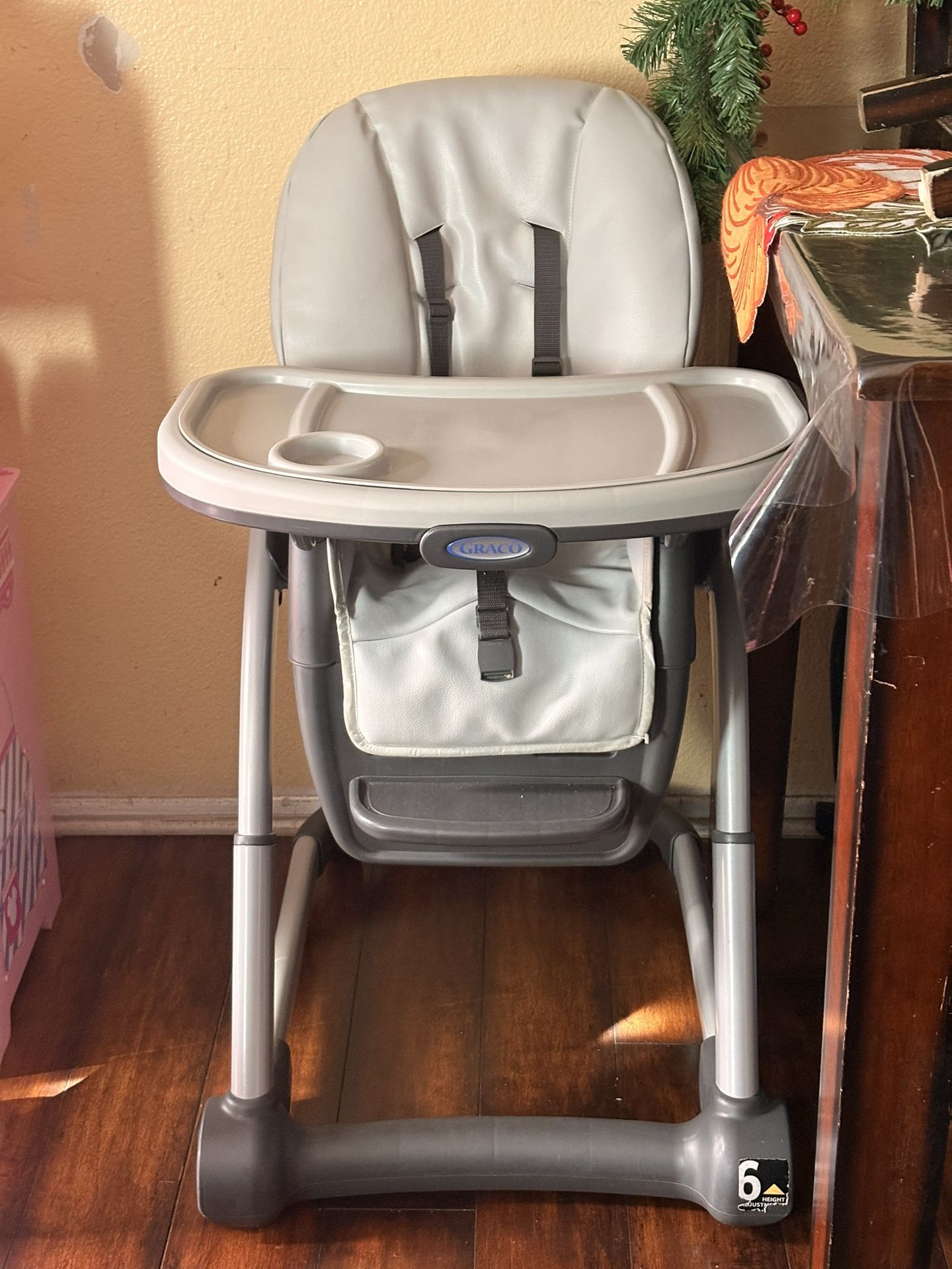 Graco 6 In 1 High chair
