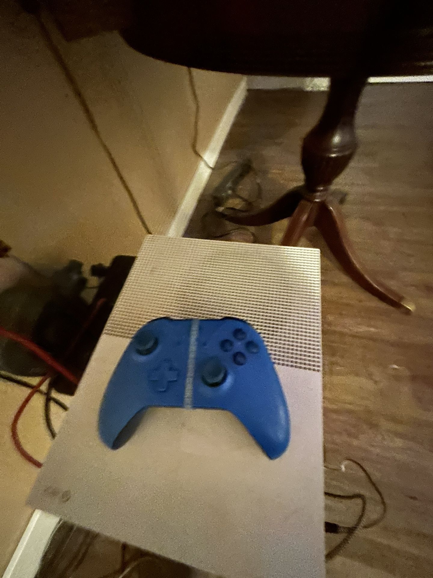 Xbox One, Used, Controller Missing Back Battery Holder, No Stick Drift, Console In Perfect Condition