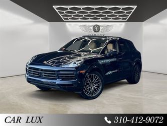 2023 Porsche Cayenne Platinum Edition