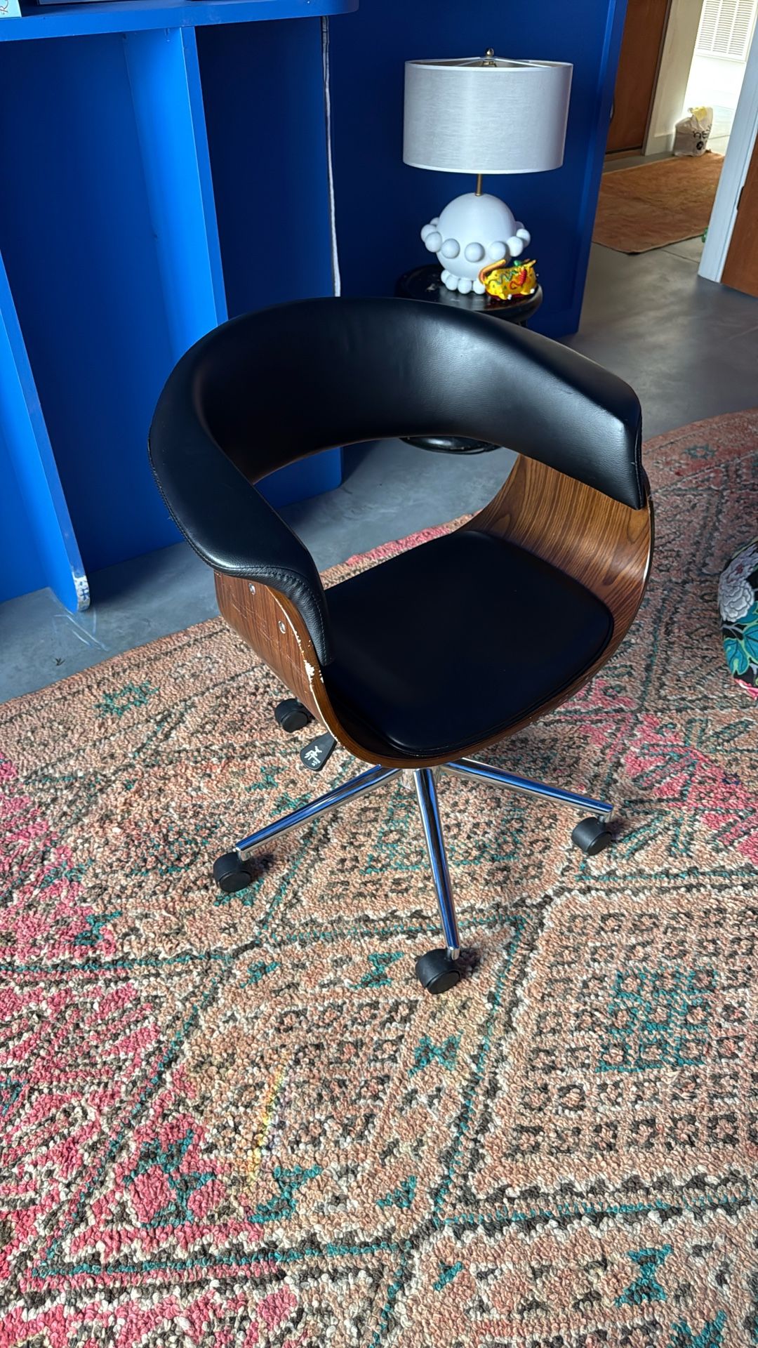 Modern Desk chair on wheels