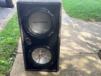 2 12’ inch speaker  subwoofer kicker and kicker box