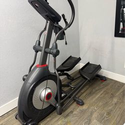 Schwinn 470  Elliptical Trainer