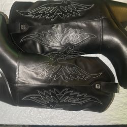 GUESS Women's Raegan Fold Over Silhouette Block Heel Western Boots