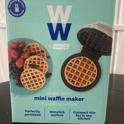 Mini Waffle Maker - White 