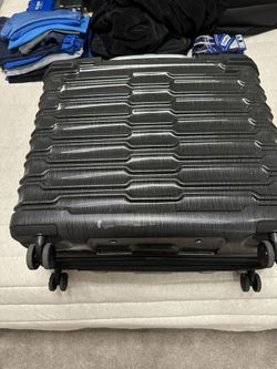 Samsonite  Hardshell Suitcase