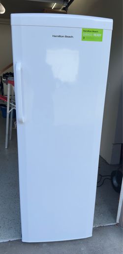 Hamilton Beach white Upright Freezer Garage ready 11 cu ft.
