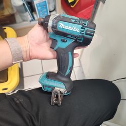 Makita XDT11 18V LXT cordless Impact Driver Drill 