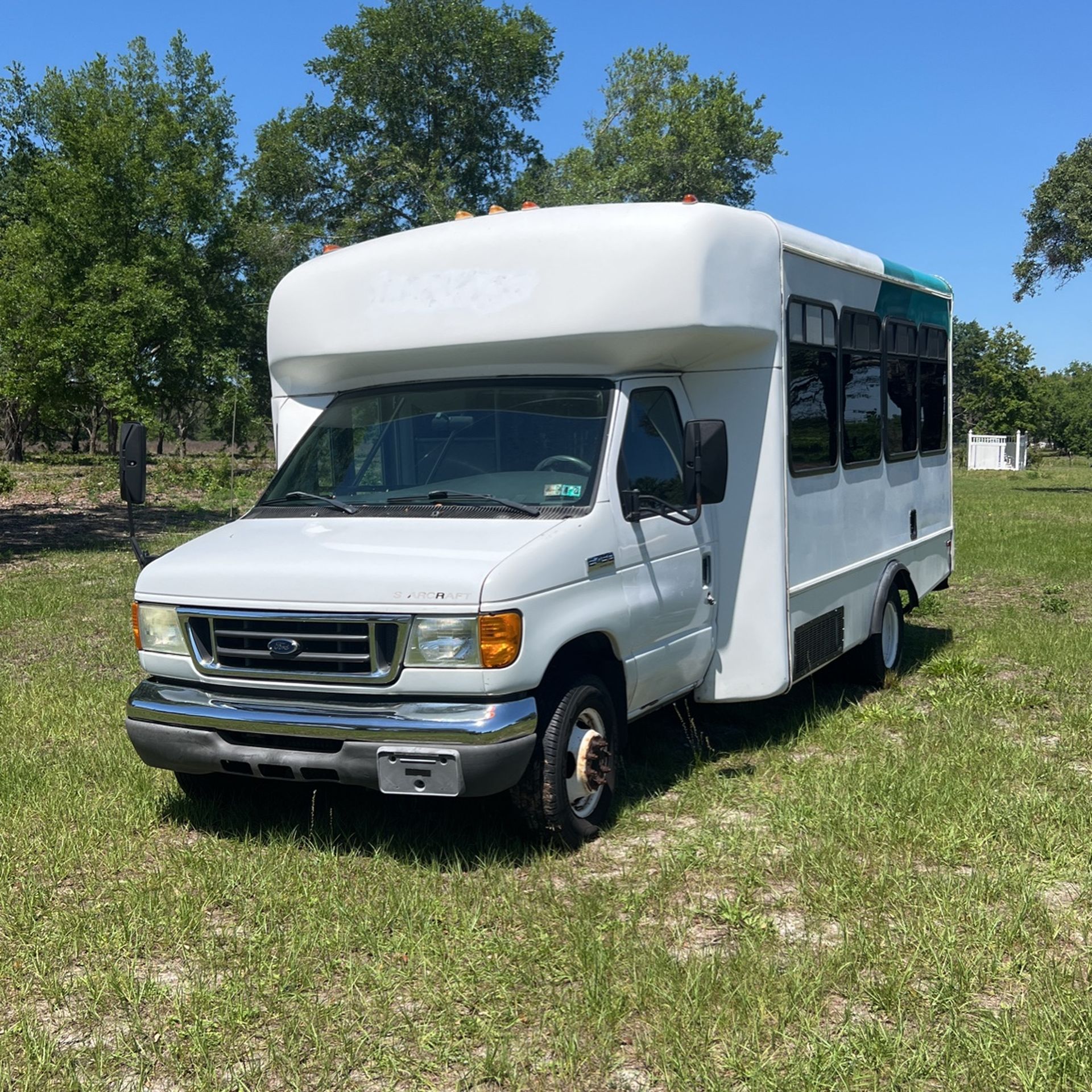 2007 Ford E450