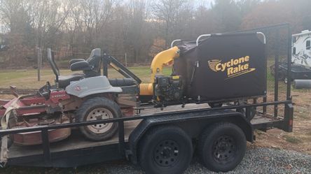 Leaf Cleanup, Gutters Cleaned