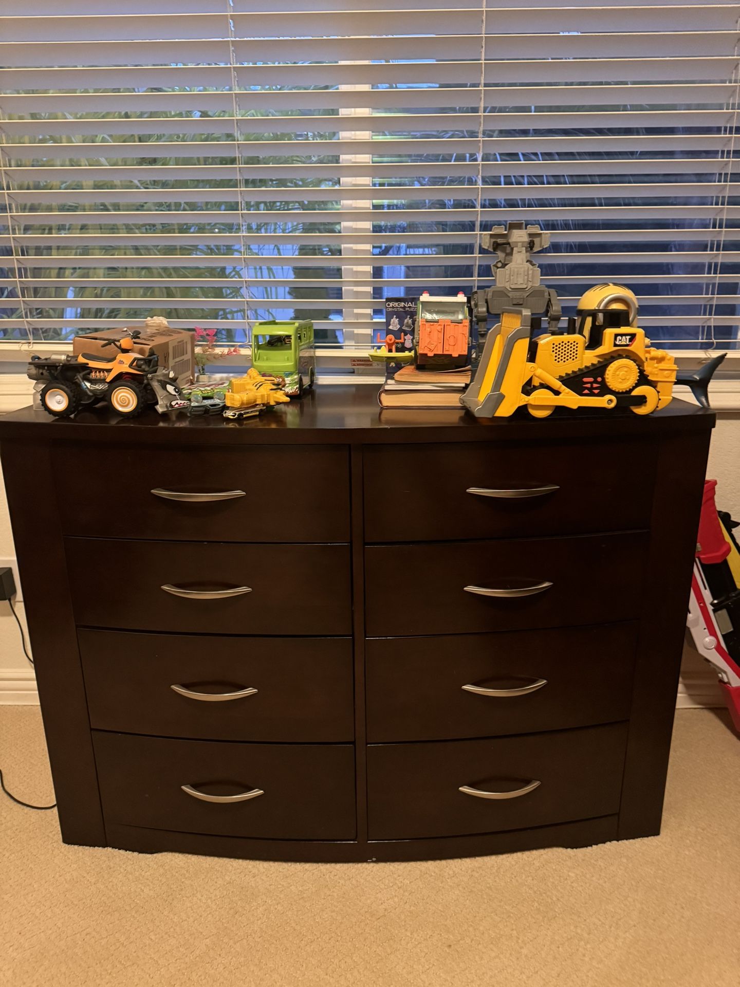 Kids dresser with matching nightstand 