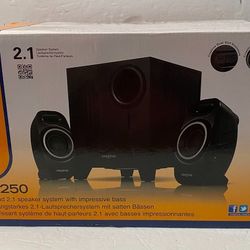 Creative Labs A250 2.1 speaker system, NEWa