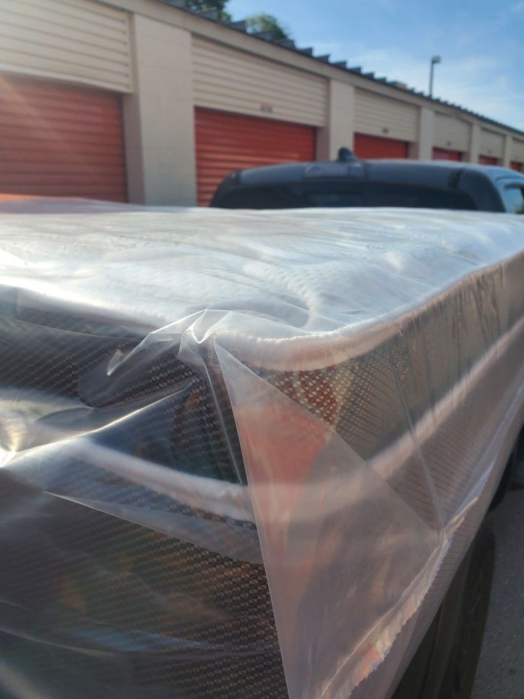 King Size New Thick Pillow Top Bed Can Deliver