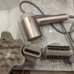 Shark IQ Hair Dryer with Diffuser, brush, and concentrator