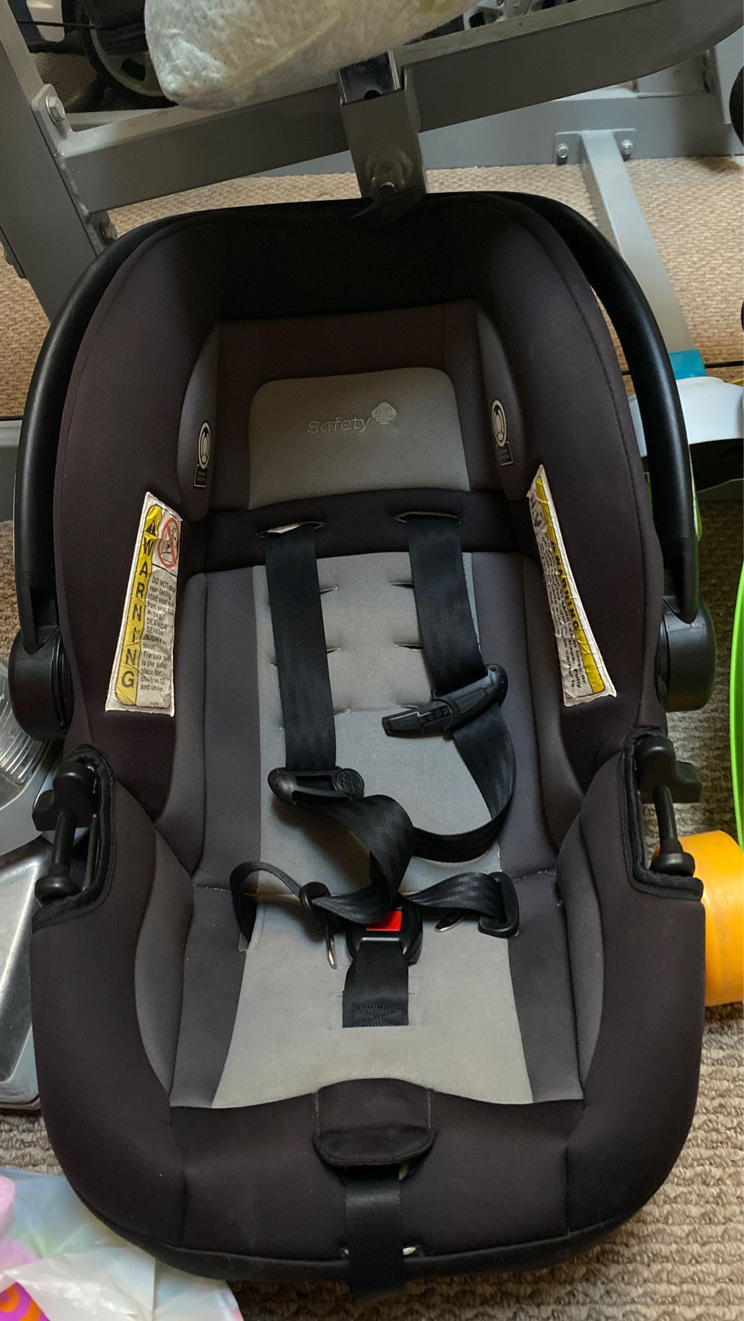 Baby safety 1st car seat