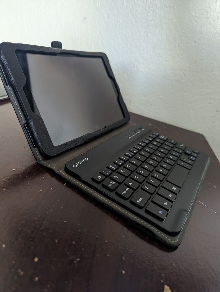 Tablet With Keyboard Case