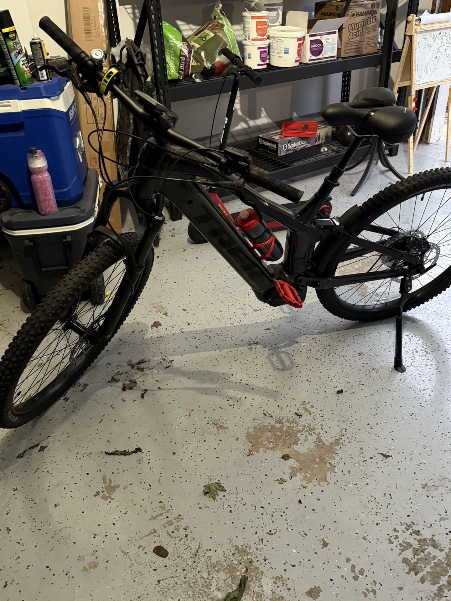 Trek Power Fly Electric Mountain Bike Full Suspension