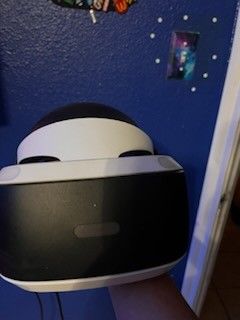 Play Station Vr Only Used 2 Times 