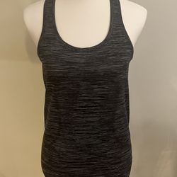 Peloton x Lululemon Swiftly Speed Racerback Tank Top Black Stripe Size 8