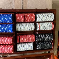 Vintage Clay Poker Chips W/wood Case