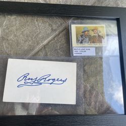 Roy Rogers framed autograph and 1952 Maple Leaf Gum card with Gabby Hayes and Roy Rogers