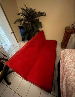 Red Futon