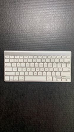 Apple wireless keyboard model no. A1314