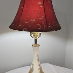 Vintage 26" 3-D Dot Opaque White Hand Painted Italian opal glass lamp L&L 8483 Base