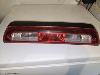 OEM Toyota Tundra 3rd Brake Light - (NEEDS MOUNT REPAIR)