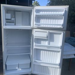 Refrigerador $200 Disponible En Stockton 