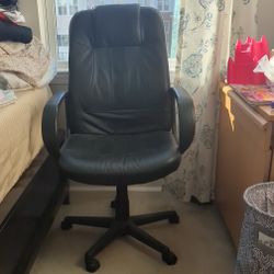 Black Leather Swivel Chair