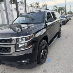 2017 Chevrolet Suburban