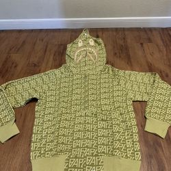 Bape Hoodie 🔥🔥size XL