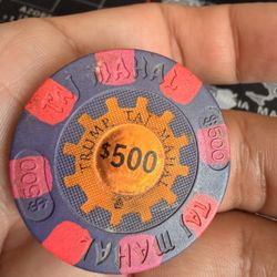 Authentic Trump Taj Mahal Casino $500 Chip – Atlantic City – Casino Closed (2016)