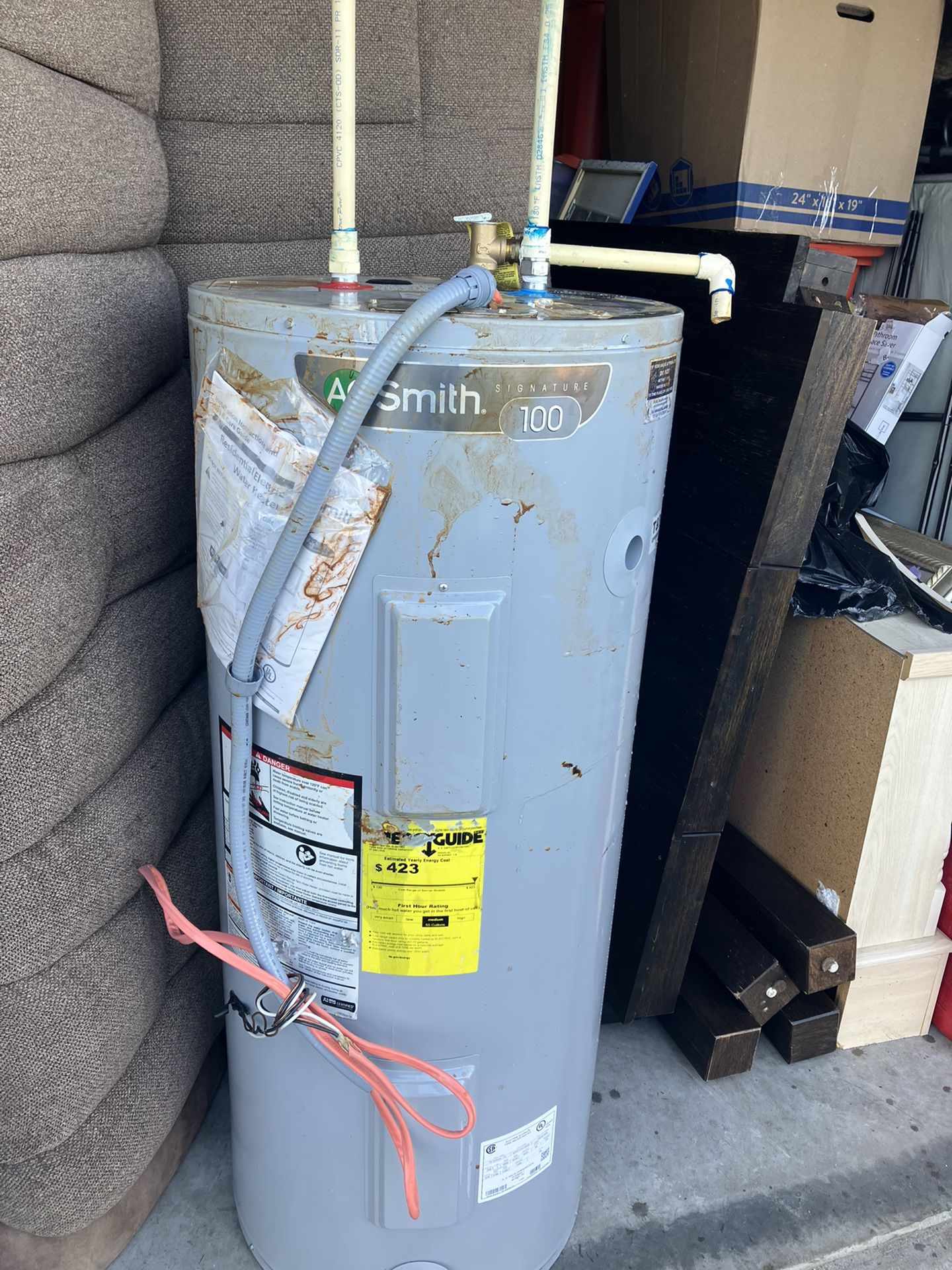 AO Smith Signature 100 Electric Water Heater