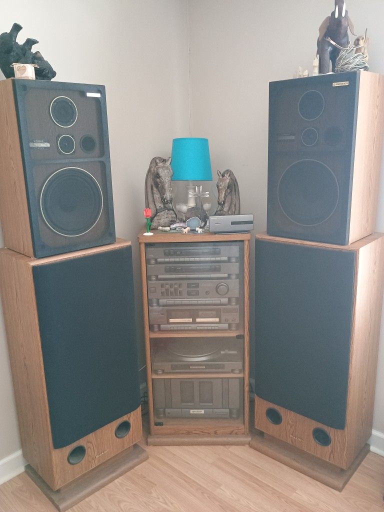 Sharp Stereo System