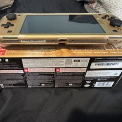 Switch Lite Zelda Edition 